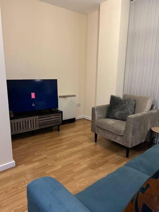 Central Birmingham City Apartment -Smart Tv - Free Parking Onsite Exteriör bild