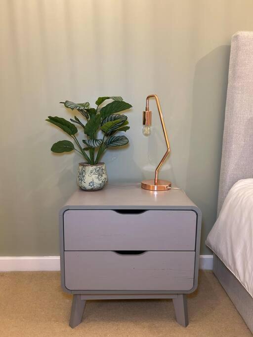 Central Birmingham City Apartment -Smart Tv - Free Parking Onsite Exteriör bild