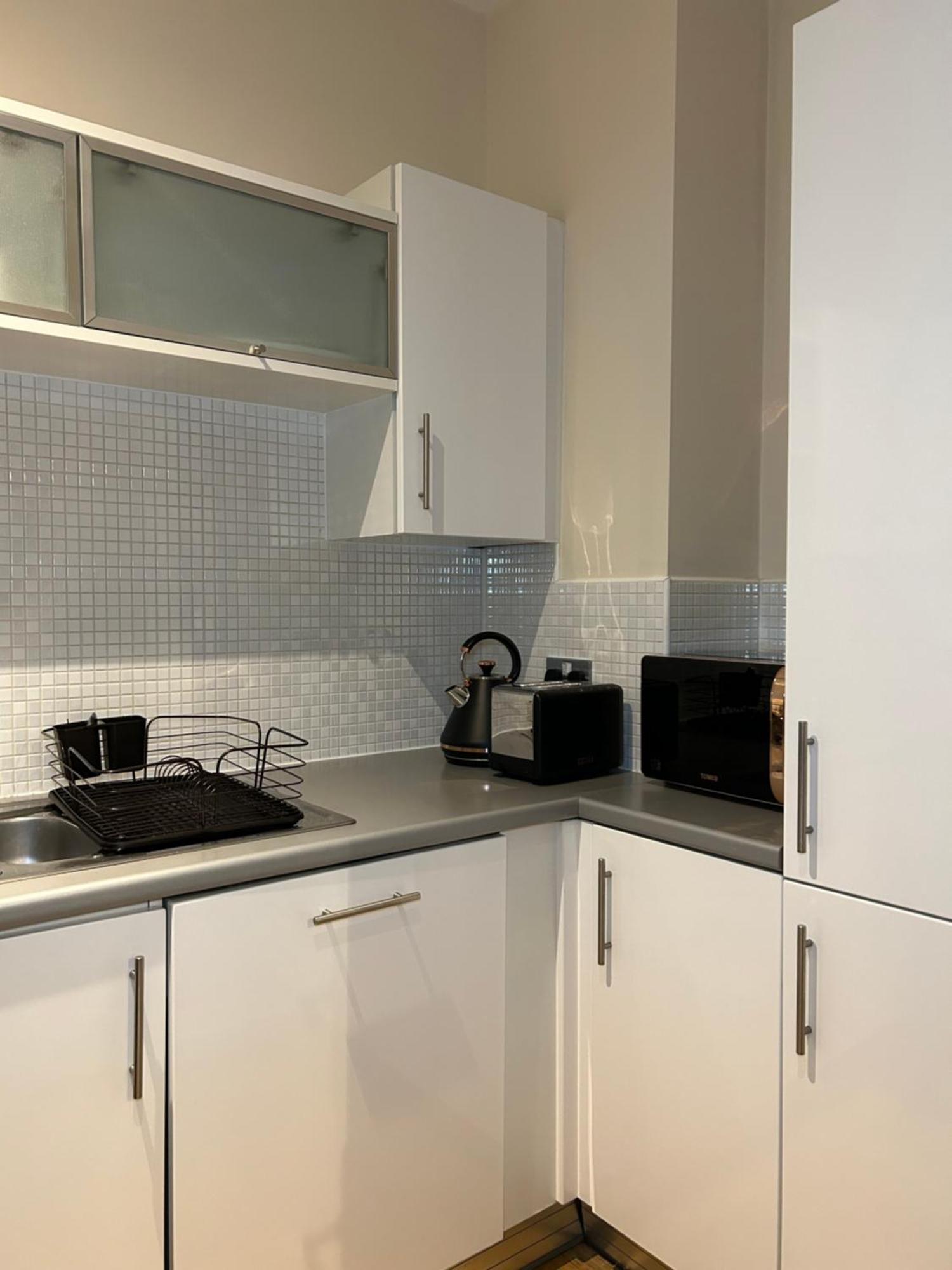 Central Birmingham City Apartment -Smart Tv - Free Parking Onsite Exteriör bild